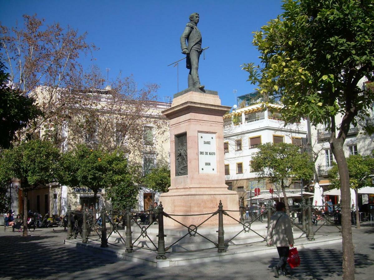 Medina Apartment And Parking Historical Center Sevilla Exteriör bild